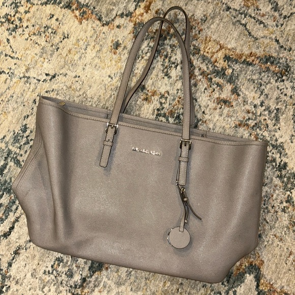 Michael Kors Tote - Picture 1 of 6